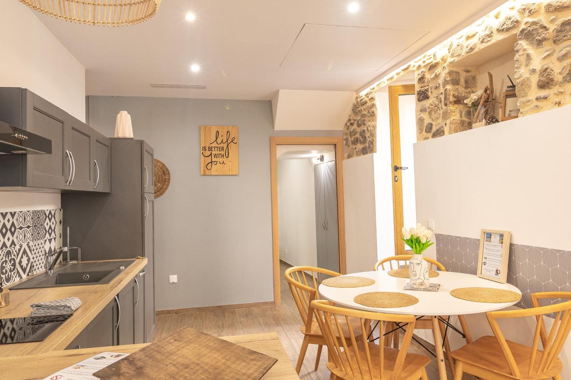 Le Mattoni 2 Apartment Menton Bagian luar foto